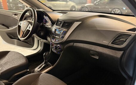 Hyundai Solaris II рестайлинг, 2015 год, 1 150 000 рублей, 22 фотография