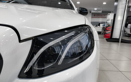 Mercedes-Benz E-Класс, 2018 год, 3 250 000 рублей, 21 фотография