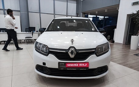 Renault Logan II, 2017 год, 435 000 рублей, 6 фотография