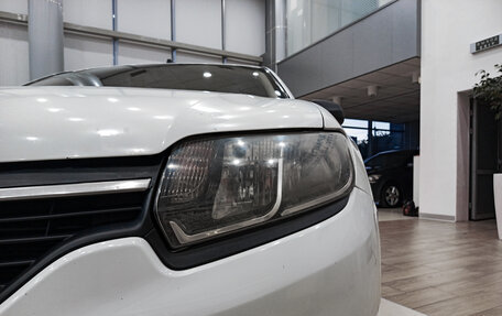 Renault Logan II, 2017 год, 435 000 рублей, 21 фотография