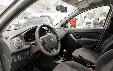 Renault Logan II, 2017 год, 435 000 рублей, 20 фотография