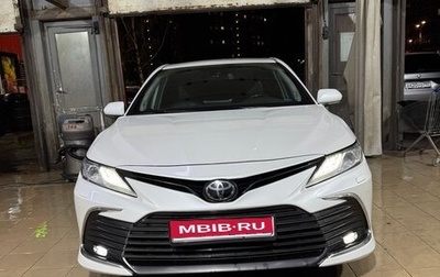 Toyota Camry, 2021 год, 2 700 000 рублей, 1 фотография