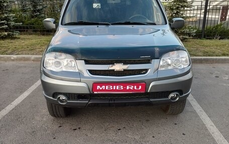 Chevrolet Niva I рестайлинг, 2011 год, 410 000 рублей, 1 фотография