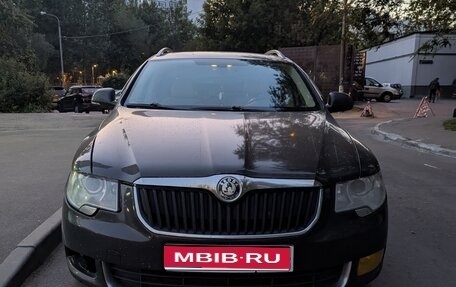 Skoda Superb III рестайлинг, 2012 год, 900 000 рублей, 1 фотография