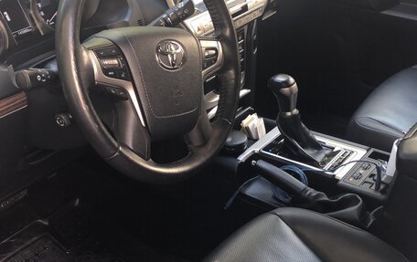 Toyota Land Cruiser Prado 150 рестайлинг 2, 2021 год, 5 400 000 рублей, 5 фотография