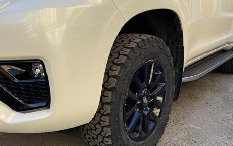 Toyota Land Cruiser Prado 150 рестайлинг 2, 2021 год, 5 400 000 рублей, 10 фотография