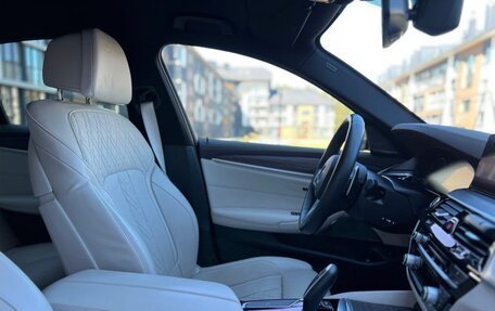 BMW 5 серия, 2019 год, 5 400 000 рублей, 4 фотография