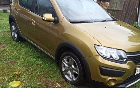 Renault Sandero II рестайлинг, 2015 год, 685 000 рублей, 6 фотография