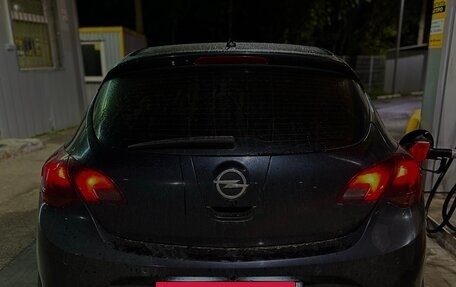Opel Astra J, 2013 год, 855 000 рублей, 9 фотография