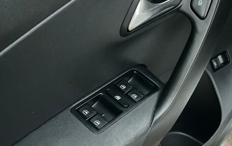 Volkswagen Polo VI (EU Market), 2017 год, 1 075 000 рублей, 6 фотография