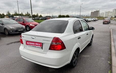 Chevrolet Aveo III, 2011 год, 370 000 рублей, 3 фотография