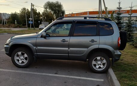 Chevrolet Niva I рестайлинг, 2011 год, 410 000 рублей, 3 фотография