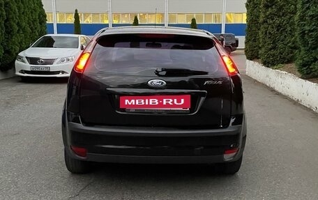 Ford Focus II рестайлинг, 2005 год, 450 000 рублей, 2 фотография