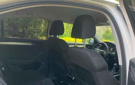 Skoda Superb III рестайлинг, 2018 год, 1 580 000 рублей, 6 фотография