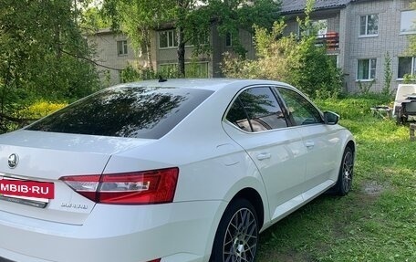 Skoda Superb III рестайлинг, 2018 год, 1 580 000 рублей, 7 фотография