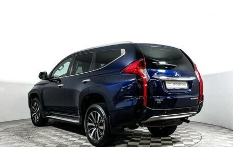 Mitsubishi Pajero Sport III рестайлинг, 2017 год, 2 897 000 рублей, 7 фотография