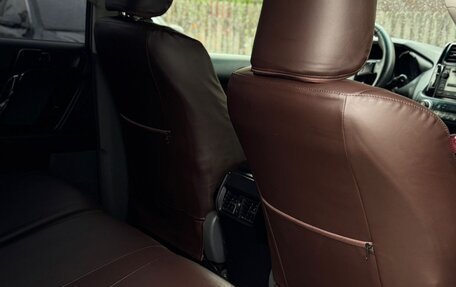 Toyota Land Cruiser Prado 150 рестайлинг 2, 2012 год, 2 700 000 рублей, 22 фотография