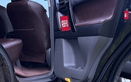 Toyota Land Cruiser Prado 150 рестайлинг 2, 2012 год, 2 700 000 рублей, 15 фотография