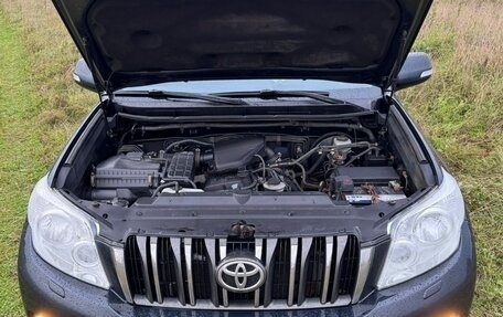 Toyota Land Cruiser Prado 150 рестайлинг 2, 2012 год, 2 700 000 рублей, 9 фотография