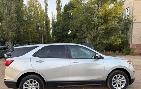 Chevrolet Equinox III, 2021 год, 2 300 000 рублей, 4 фотография