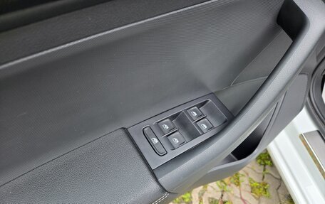 Skoda Rapid II, 2021 год, 1 713 000 рублей, 11 фотография