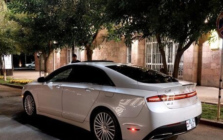 Lincoln MKZ II рестайлинг, 2017 год, 1 490 000 рублей, 4 фотография