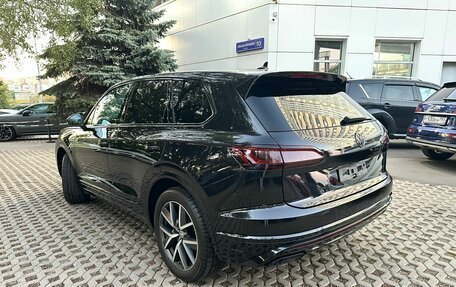 Volkswagen Touareg III, 2018 год, 5 150 000 рублей, 4 фотография