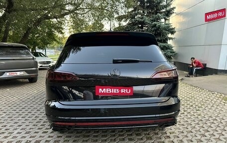 Volkswagen Touareg III, 2018 год, 5 150 000 рублей, 6 фотография