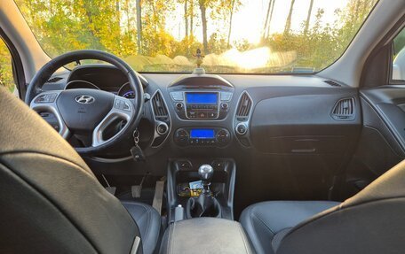 Hyundai ix35 I рестайлинг, 2011 год, 960 000 рублей, 6 фотография