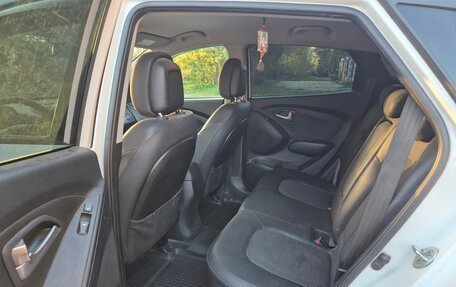 Hyundai ix35 I рестайлинг, 2011 год, 960 000 рублей, 5 фотография