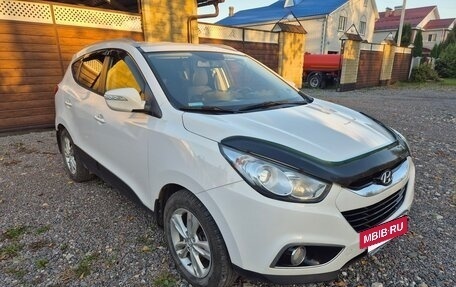 Hyundai ix35 I рестайлинг, 2011 год, 960 000 рублей, 2 фотография