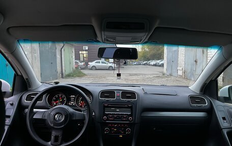 Volkswagen Golf VI, 2011 год, 325 000 рублей, 2 фотография