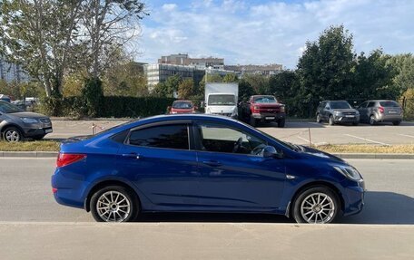 Hyundai Solaris II рестайлинг, 2011 год, 710 000 рублей, 4 фотография