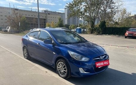 Hyundai Solaris II рестайлинг, 2011 год, 710 000 рублей, 3 фотография