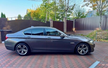 BMW 5 серия, 2013 год, 1 590 000 рублей, 3 фотография