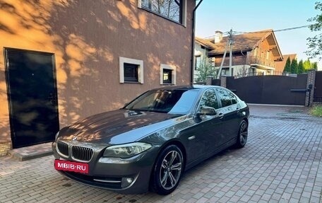 BMW 5 серия, 2013 год, 1 590 000 рублей, 6 фотография