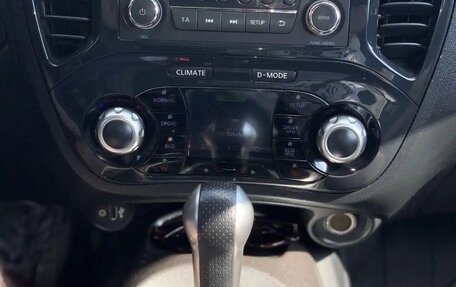 Nissan Juke II, 2011 год, 1 099 000 рублей, 6 фотография