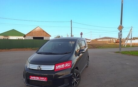 Honda Freed I, 2012 год, 1 270 000 рублей, 1 фотография