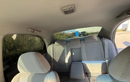 KIA Cerato I, 2005 год, 330 000 рублей, 10 фотография
