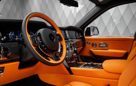 Rolls-Royce Cullinan, 2025 год, 66 990 000 рублей, 8 фотография