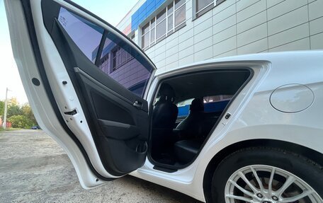Hyundai Elantra VI рестайлинг, 2016 год, 1 600 000 рублей, 9 фотография