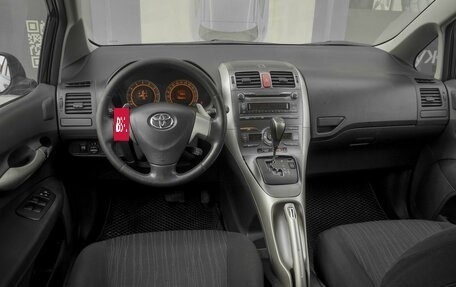 Toyota Auris II, 2008 год, 750 000 рублей, 6 фотография