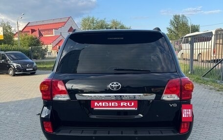 Toyota Land Cruiser 200, 2012 год, 3 350 000 рублей, 6 фотография