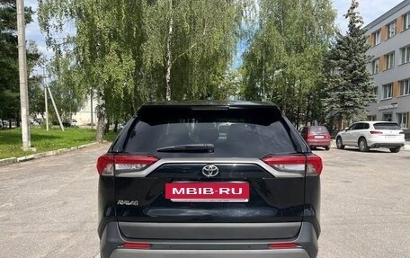 Toyota RAV4, 2020 год, 2 490 000 рублей, 7 фотография