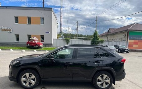 Toyota RAV4, 2020 год, 2 490 000 рублей, 19 фотография