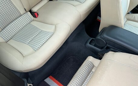 Audi A1, 2011 год, 1 090 000 рублей, 10 фотография