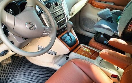 Lexus RX II рестайлинг, 2006 год, 1 650 000 рублей, 14 фотография
