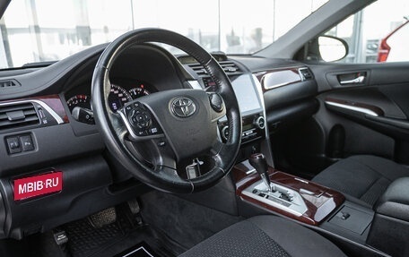 Toyota Camry, 2014 год, 1 698 000 рублей, 12 фотография