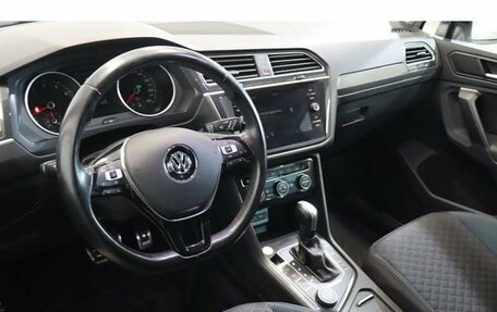 Volkswagen Tiguan II, 2020 год, 2 099 000 рублей, 6 фотография