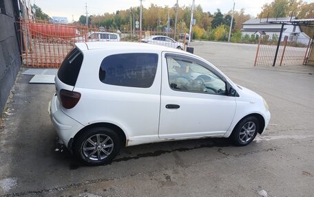 Toyota Vitz, 2000 год, 270 000 рублей, 13 фотография